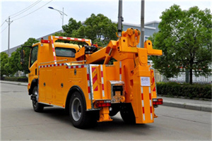 曾都区高速路拖车费